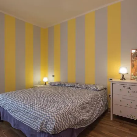 Sunny Open Space Apartment